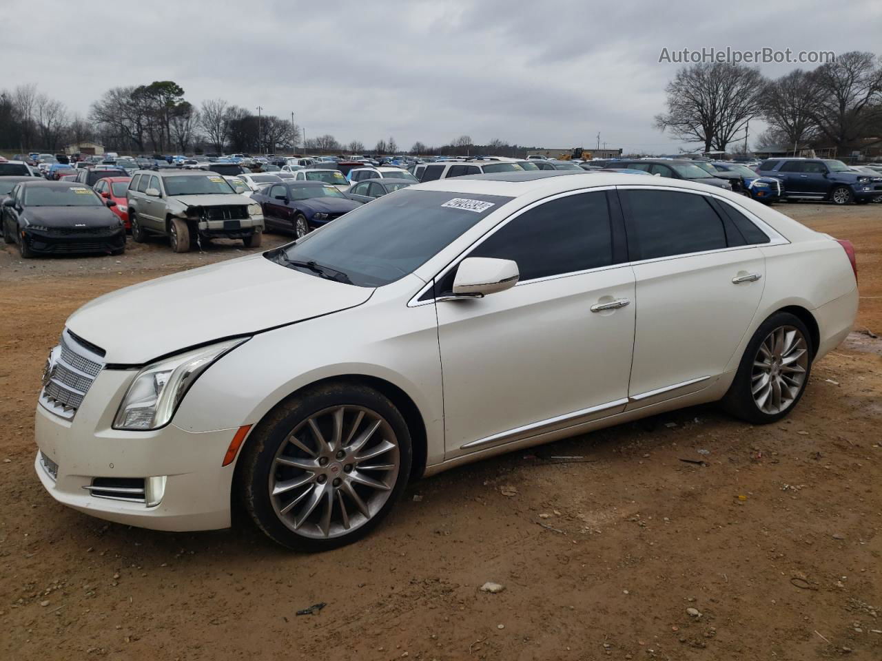 2013 Cadillac Xts Platinum White vin: 2G61U5S34D9175525