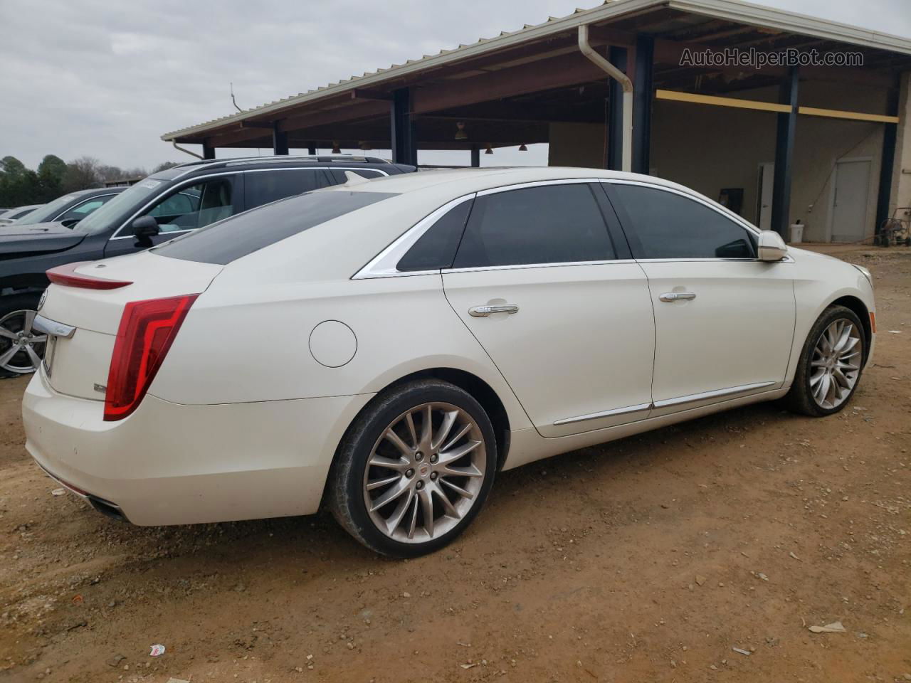 2013 Cadillac Xts Platinum Белый vin: 2G61U5S34D9175525