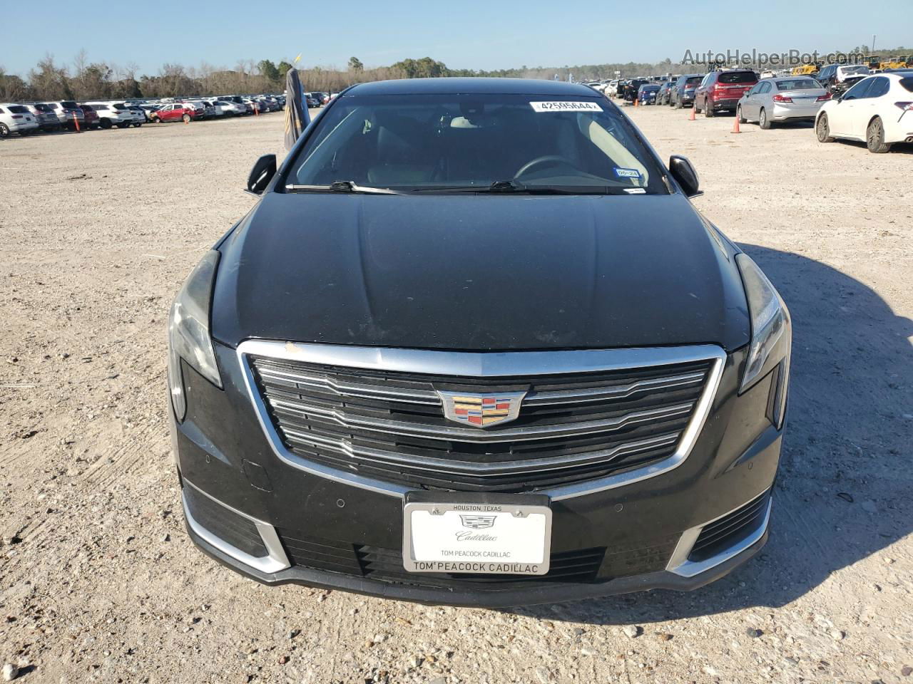 2019 Cadillac Xts  Black vin: 2G61U5S35K9102399