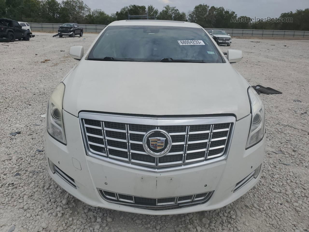 2013 Cadillac Xts Platinum White vin: 2G61U5S36D9100132