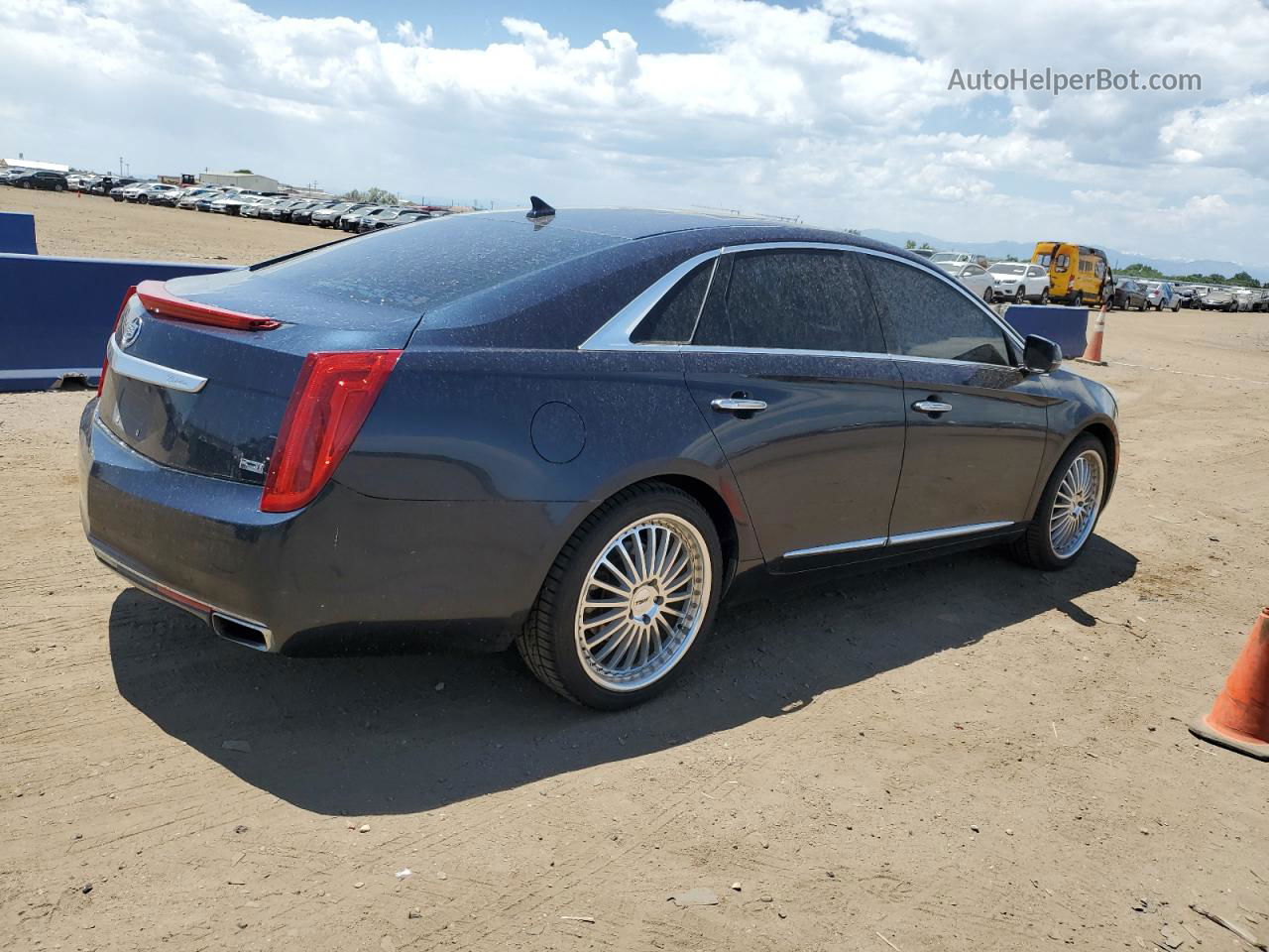 2013 Cadillac Xts Platinum Blue vin: 2G61V5S30D9135018