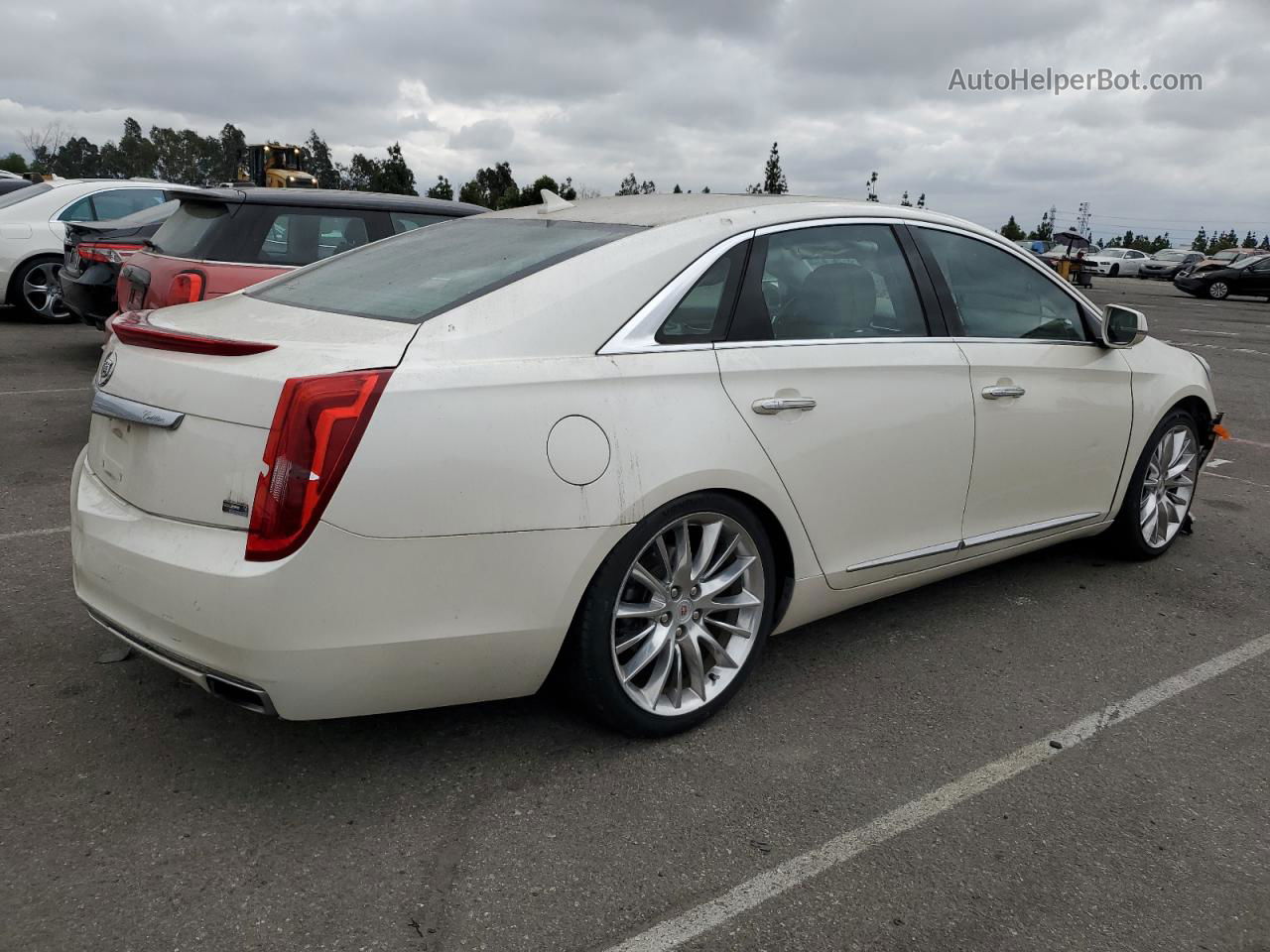 2013 Cadillac Xts Platinum White vin: 2G61V5S30D9138145