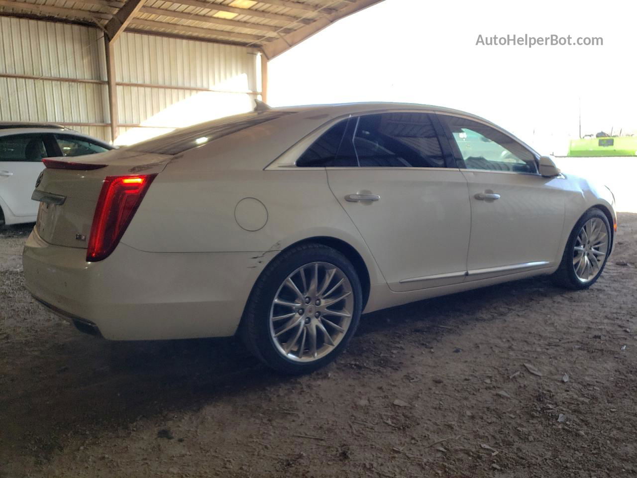 2013 Cadillac Xts Platinum Белый vin: 2G61V5S32D9140656