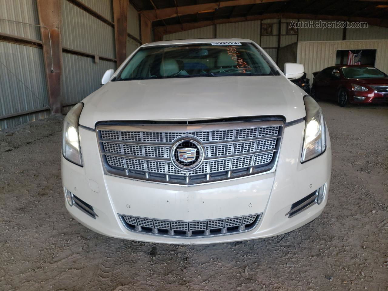 2013 Cadillac Xts Platinum White vin: 2G61V5S32D9140656