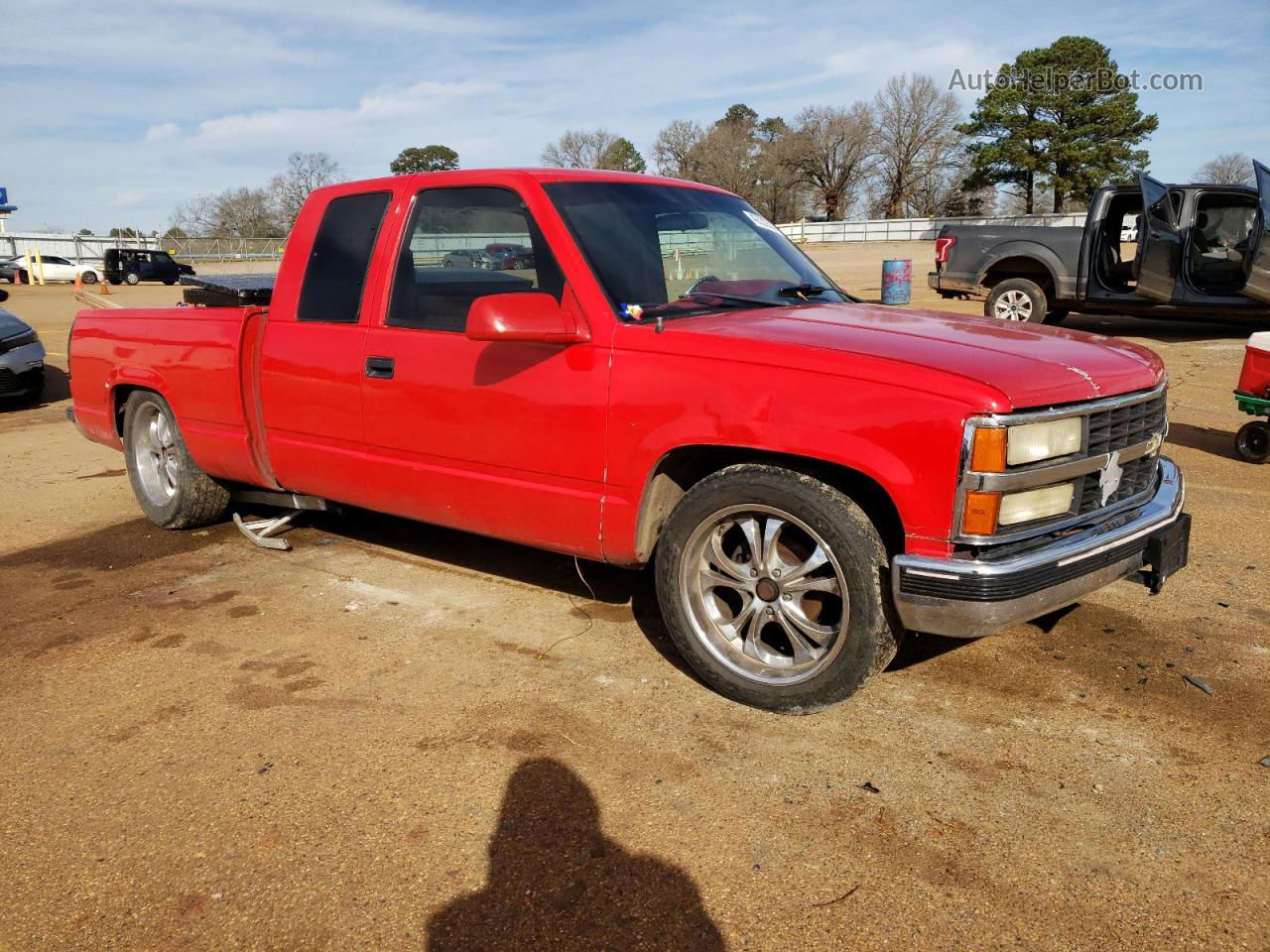 1993 Chevrolet Gmt-400 C1500 Red vin: 2GBEC19K8P1147824