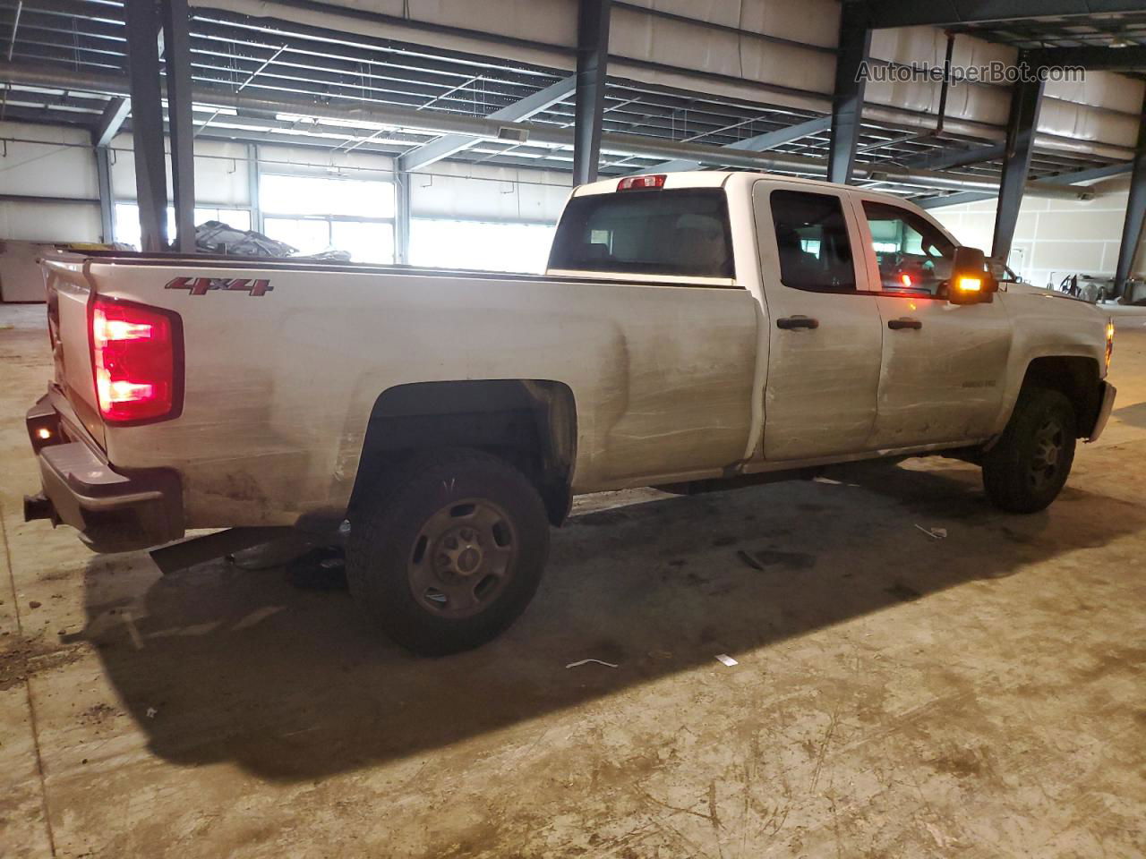 2019 Chevrolet Silverado K2500 Heavy Duty White vin: 2GC2KREGXK1244887