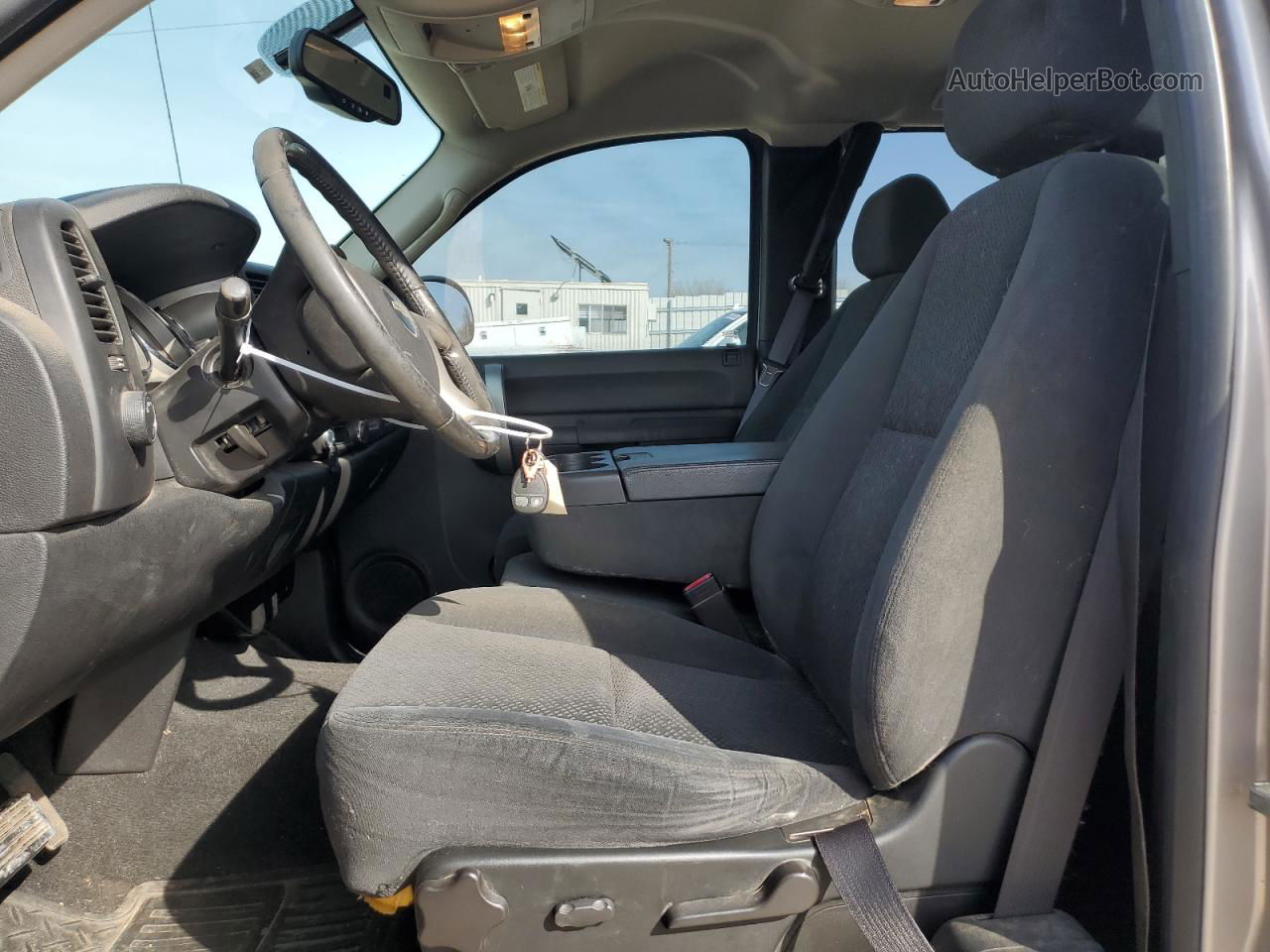 2008 Chevrolet Silverado C1500 Silver vin: 2GCEC19J081208488