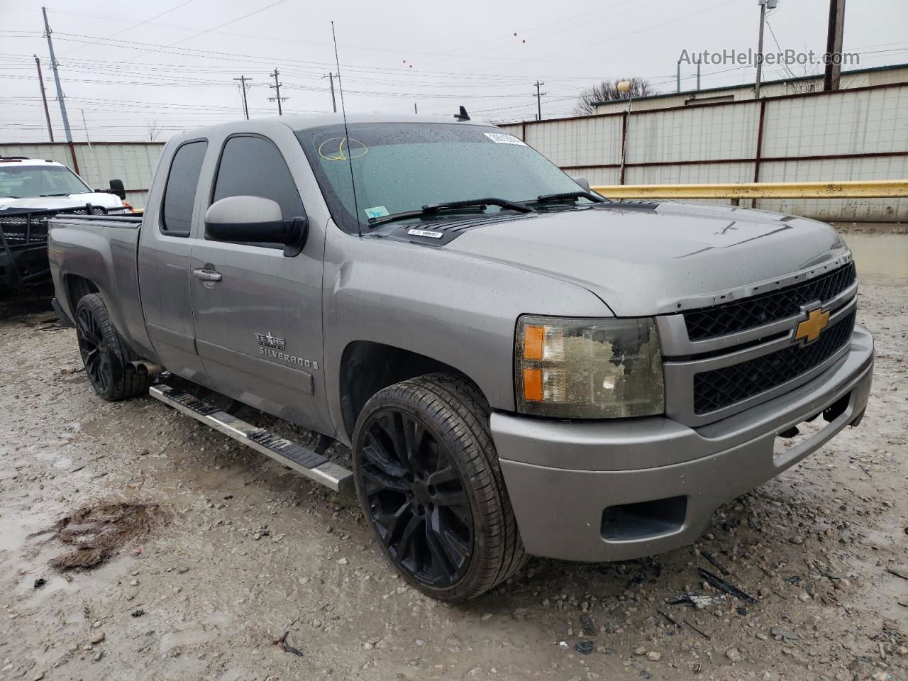 2008 Chevrolet Silverado C1500 Gray vin: 2GCEC19J181146146