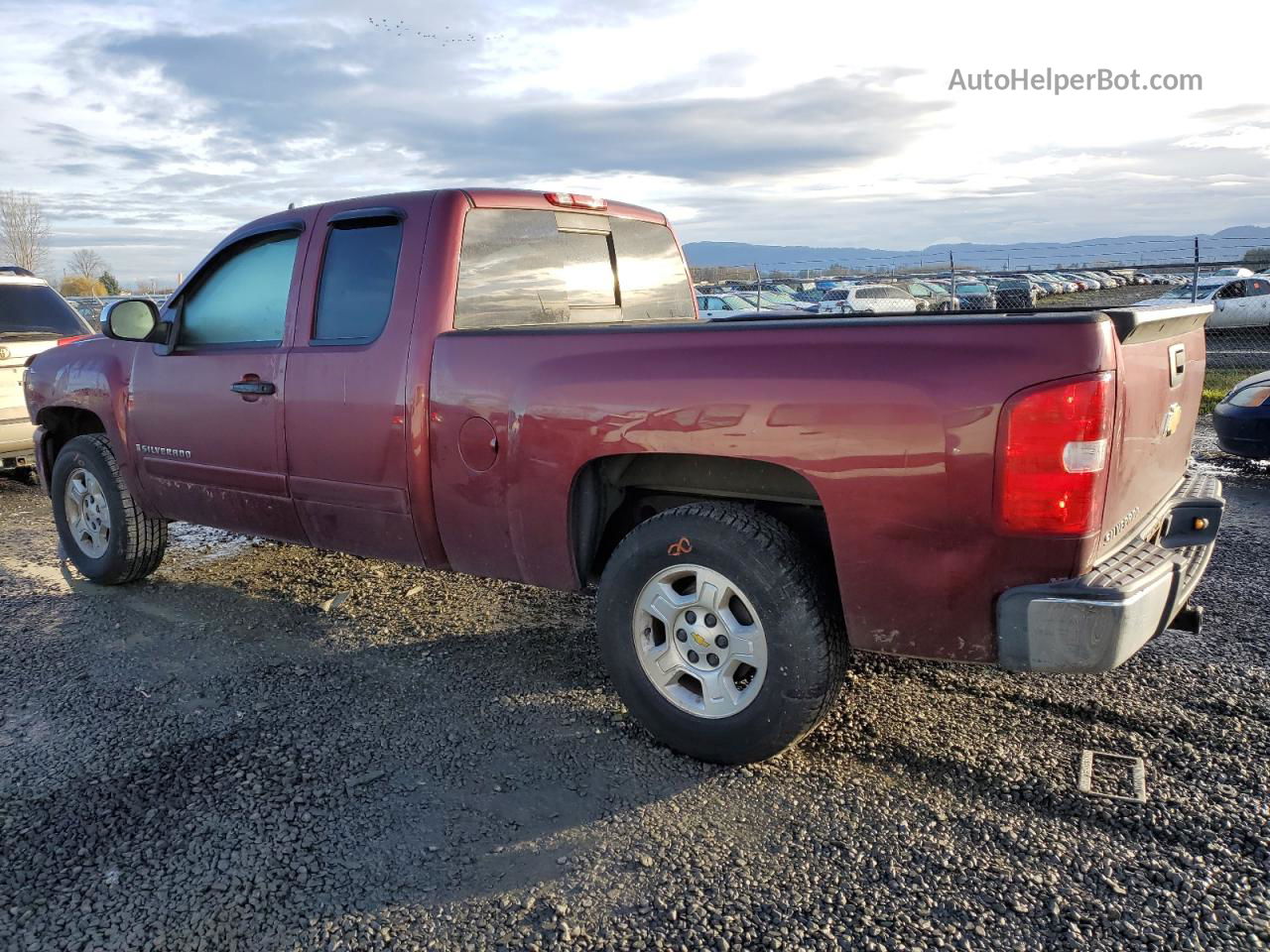 2008 Chevrolet Silverado C1500 Burgundy vin: 2GCEC19J881228892