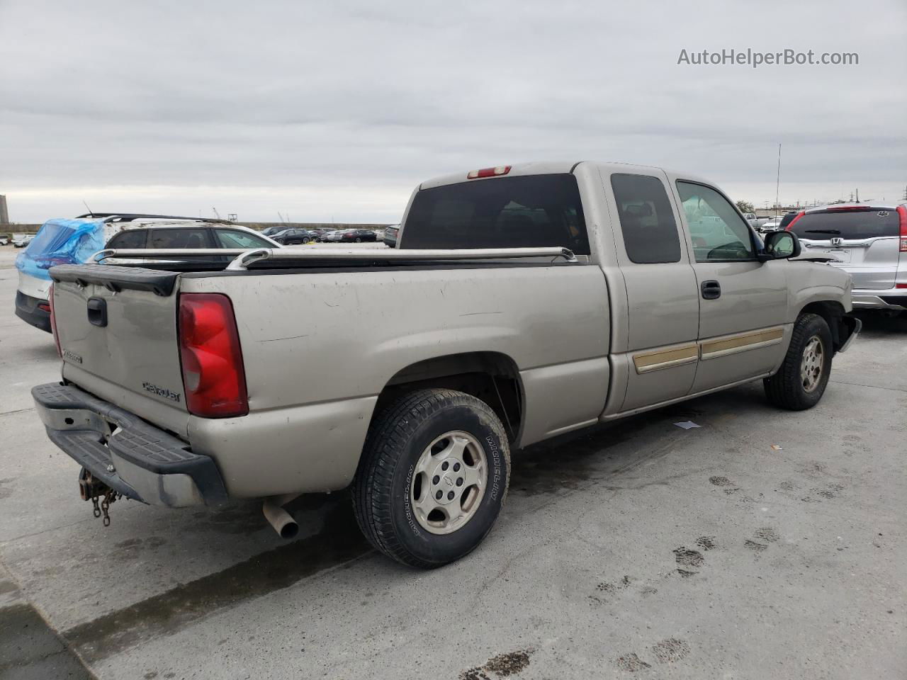 2003 Chevrolet Silverado C1500 Beige vin: 2GCEC19T331186836