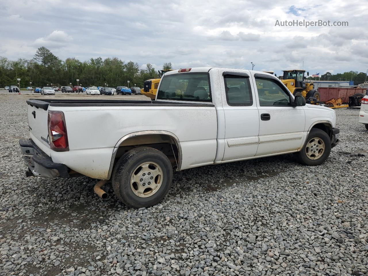 2003 Chevrolet Silverado C1500 Белый vin: 2GCEC19T431150489