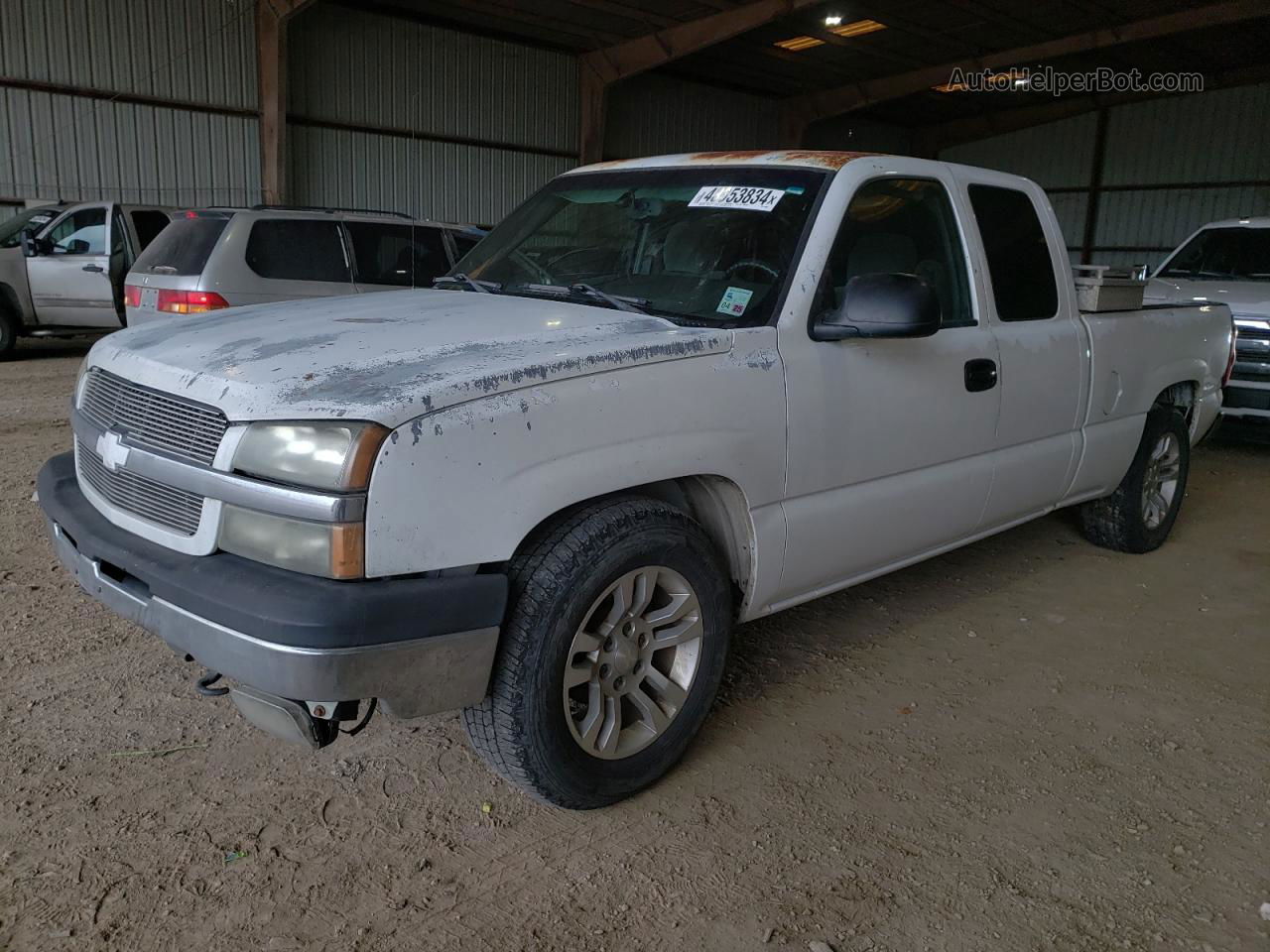 2003 Chevrolet Silverado C1500 White vin: 2GCEC19T631396606