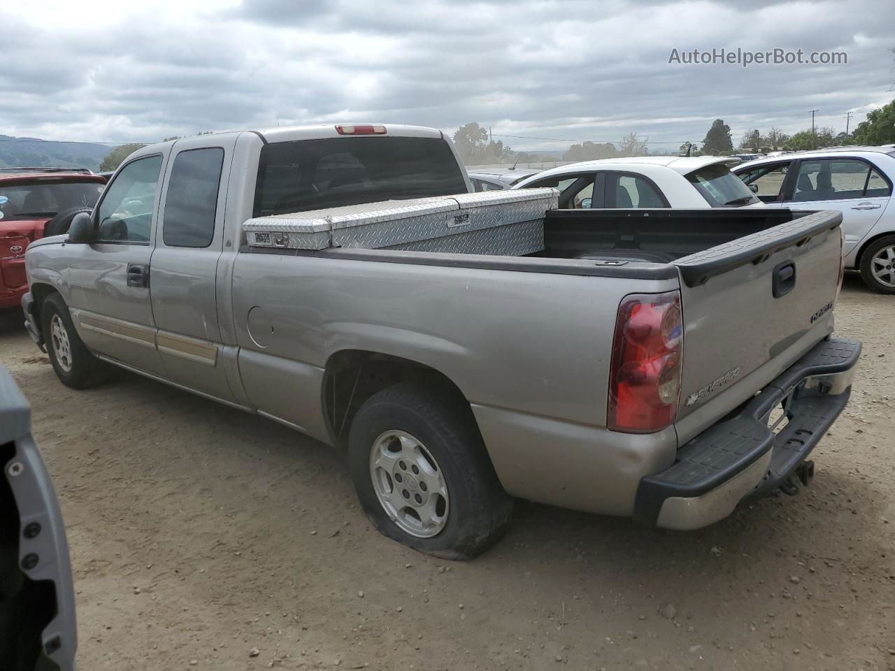 2003 Chevrolet Silverado C1500 Brown vin: 2GCEC19T731139101