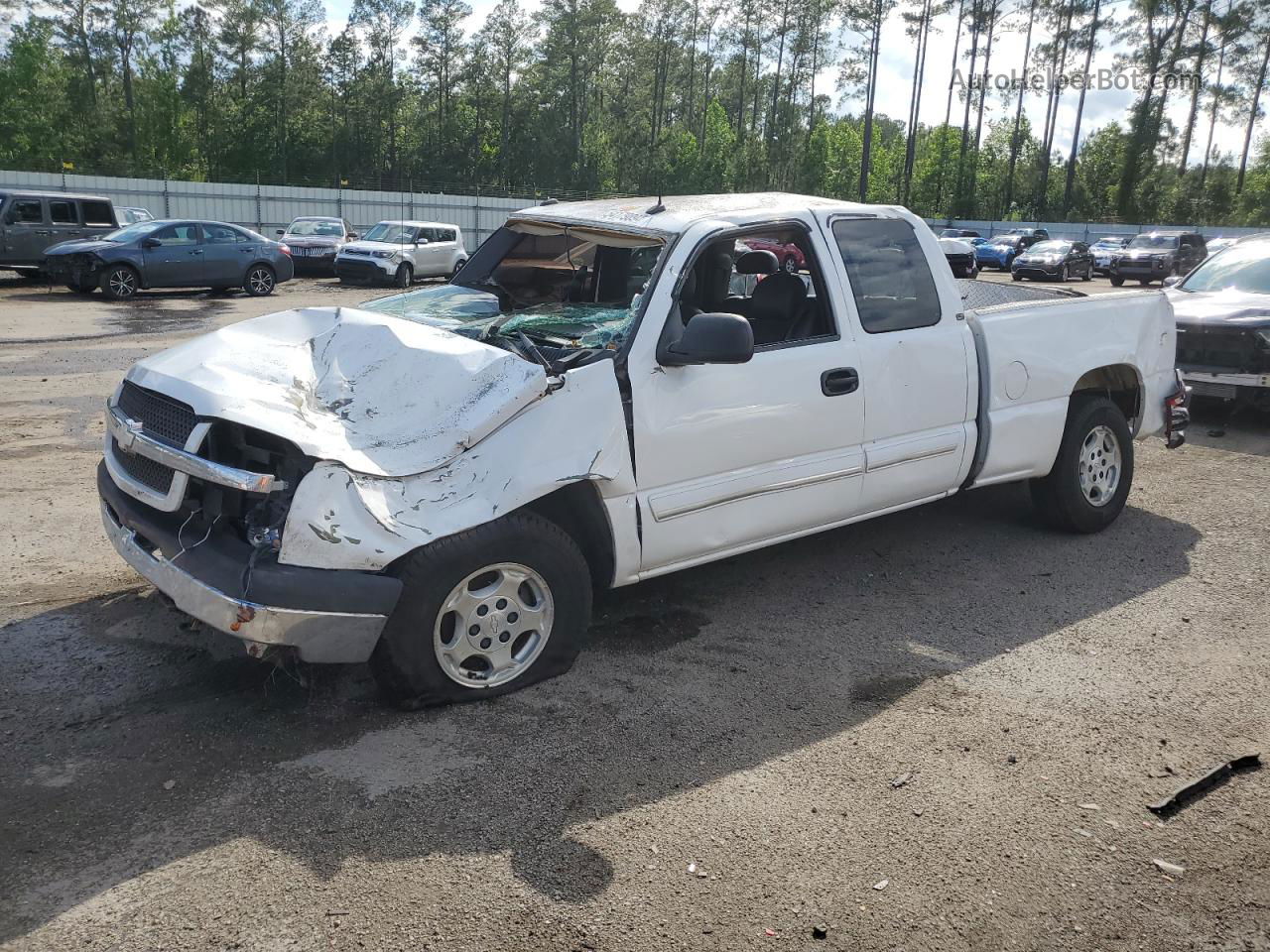 2003 Chevrolet Silverado C1500 White vin: 2GCEC19T831291243