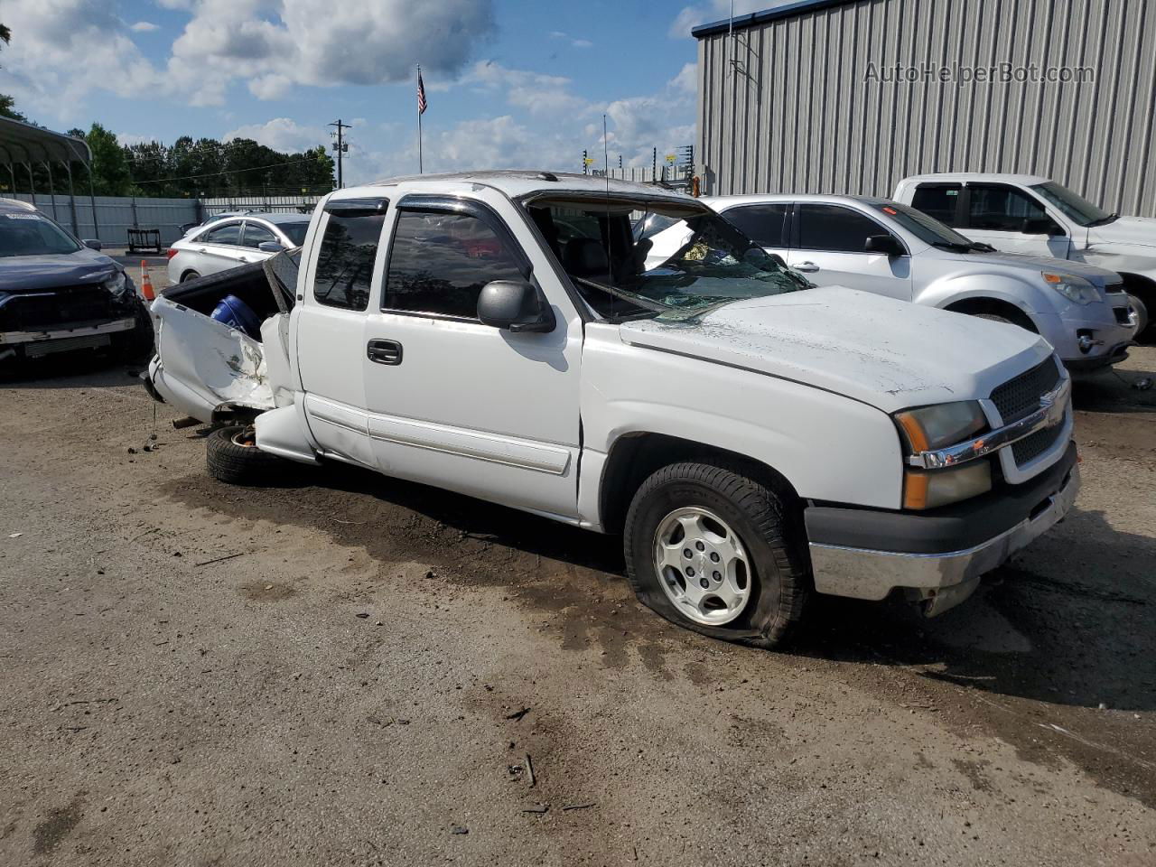 2003 Chevrolet Silverado C1500 White vin: 2GCEC19T831291243