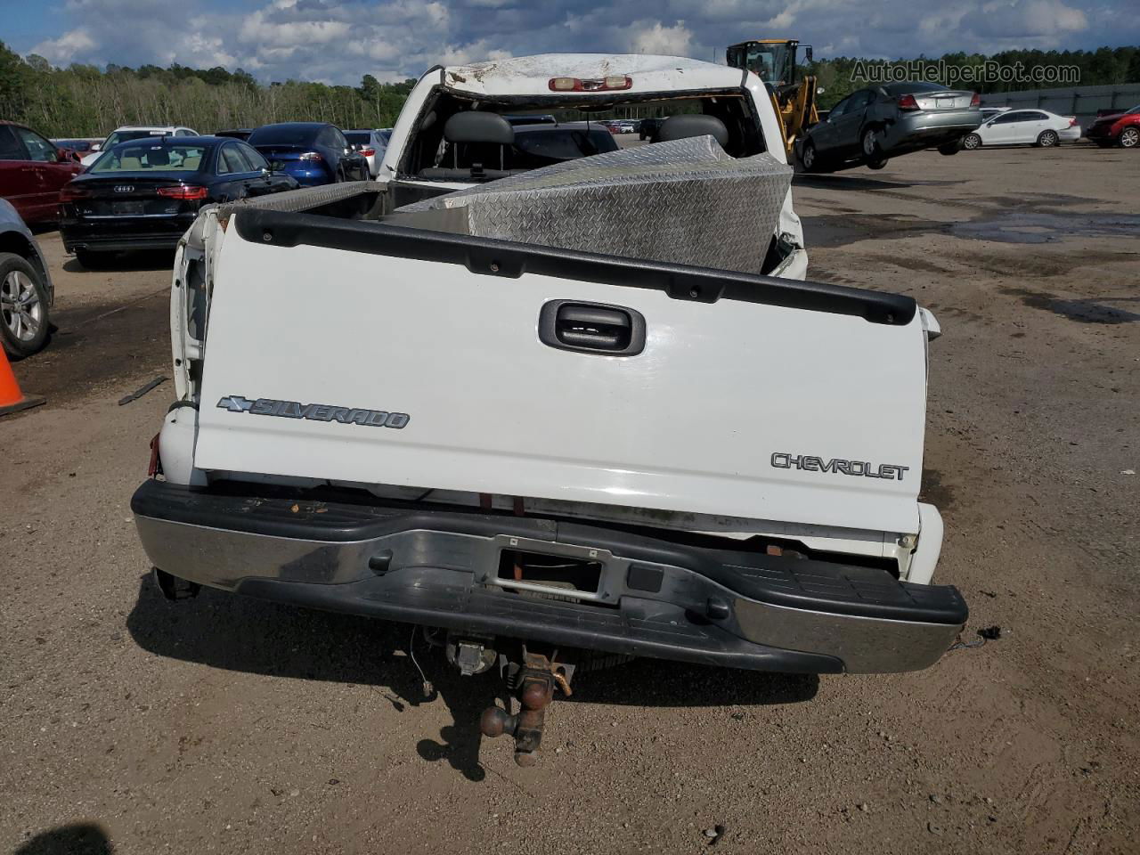 2003 Chevrolet Silverado C1500 White vin: 2GCEC19T831291243