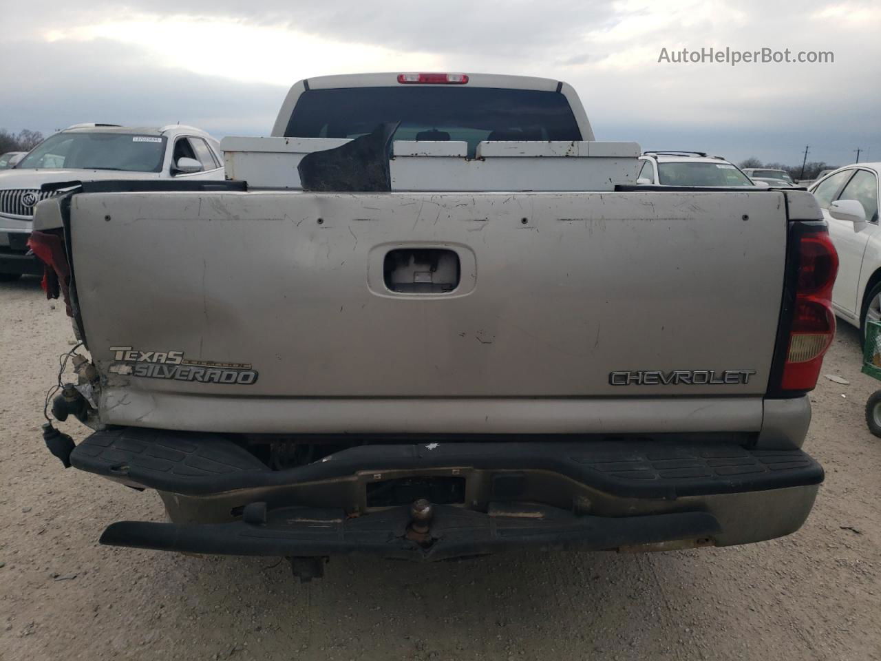 2003 Chevrolet Silverado C1500 Beige vin: 2GCEC19V331325946