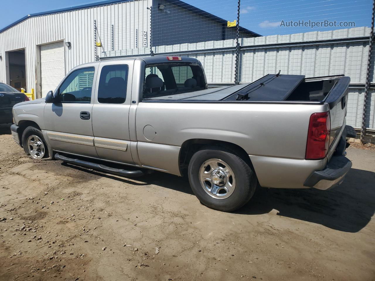 2003 Chevrolet Silverado C1500 Gold vin: 2GCEC19V931138274