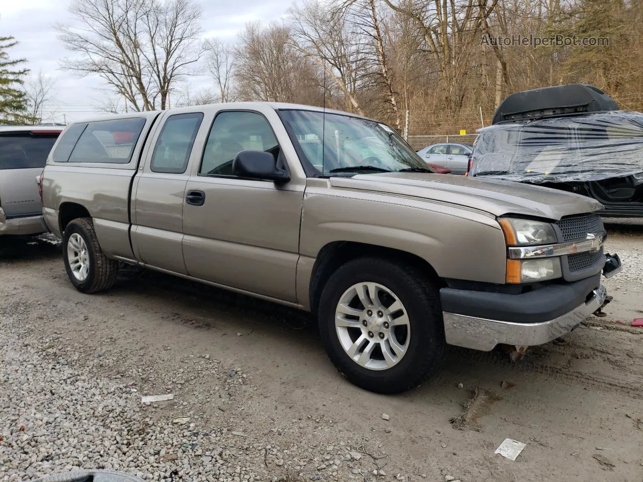 2003 Chevrolet Silverado C1500 Серебряный vin: 2GCEC19X831184440