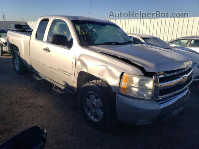 2008 Chevrolet Silverado K1500 Серый vin: 2GCEK19J181267956