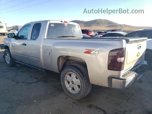 2008 Chevrolet Silverado K1500 Gray vin: 2GCEK19J181267956