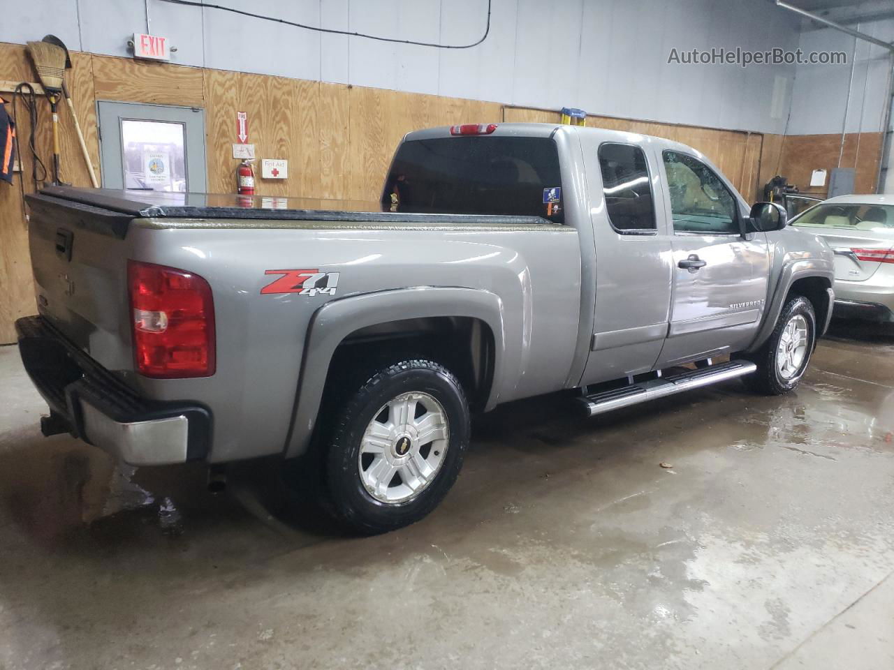 2008 Chevrolet Silverado K1500 Gray vin: 2GCEK19J381203157