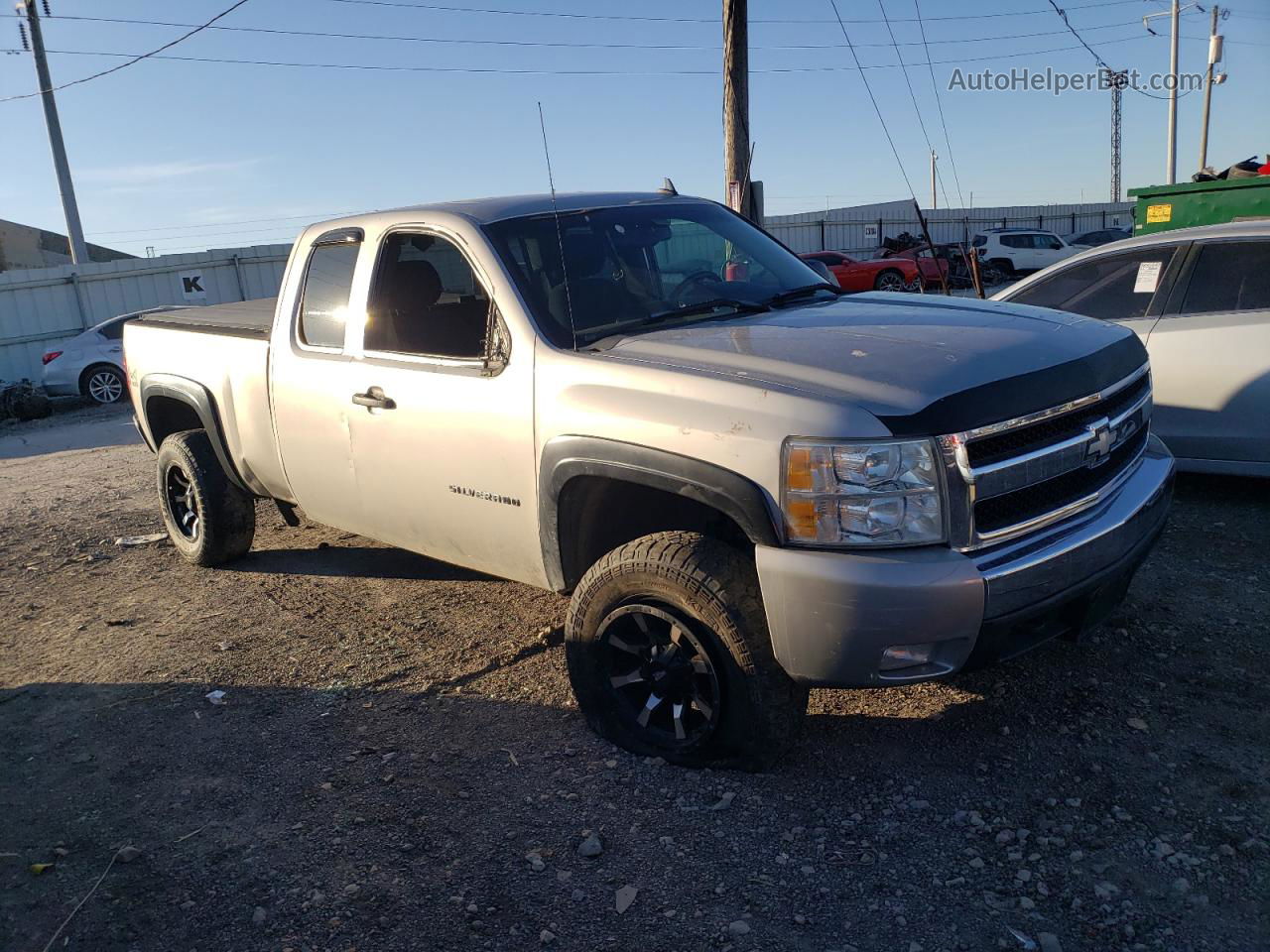 2008 Chevrolet Silverado K1500 Tan vin: 2GCEK19J981272614