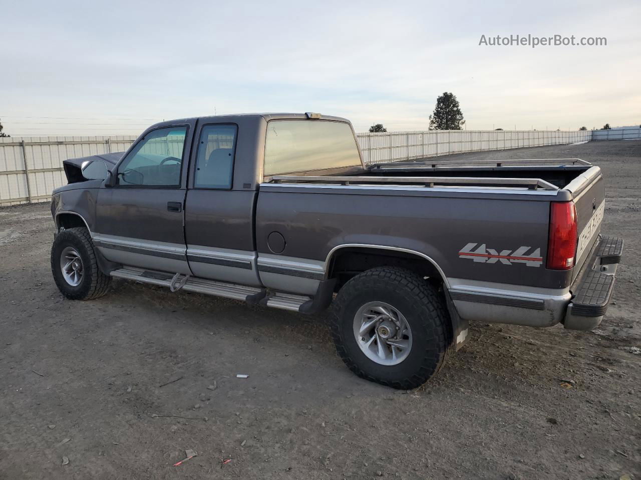 1993 Chevrolet Gmt-400 K1500 Two Tone vin: 2GCEK19K3P1156073