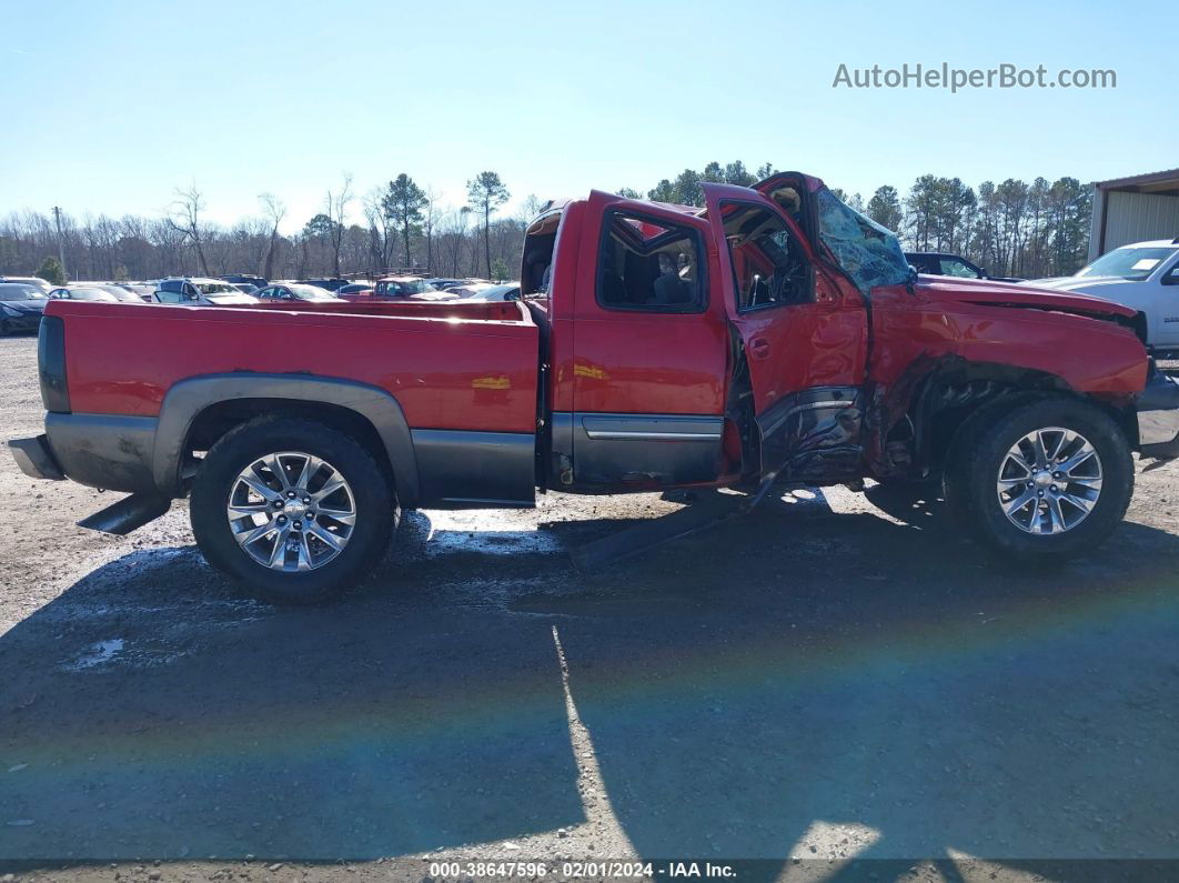 2003 Chevrolet Silverado 1500 Ls Красный vin: 2GCEK19T031102460