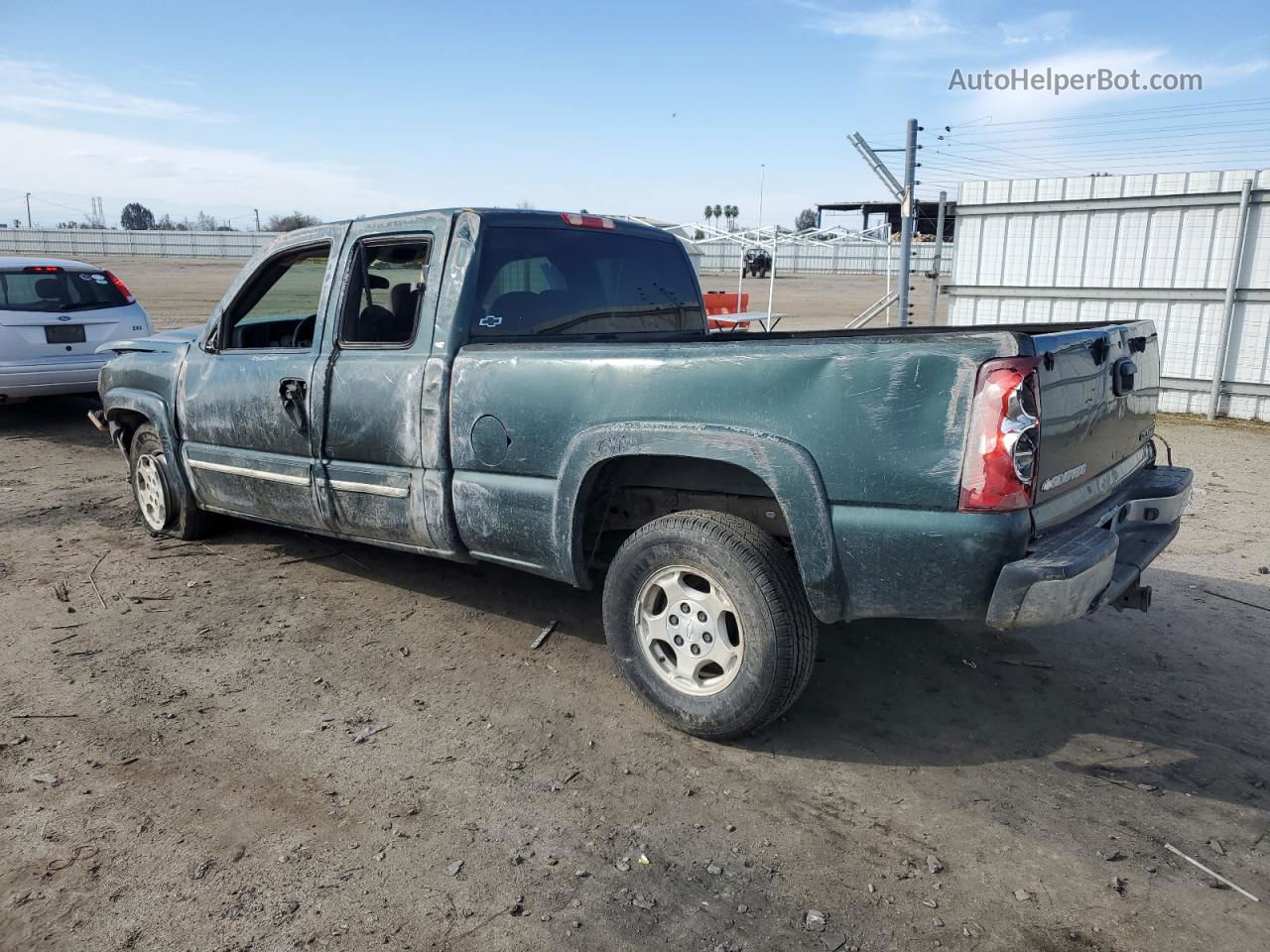 2003 Chevrolet Silverado K1500 Зеленый vin: 2GCEK19T031319863