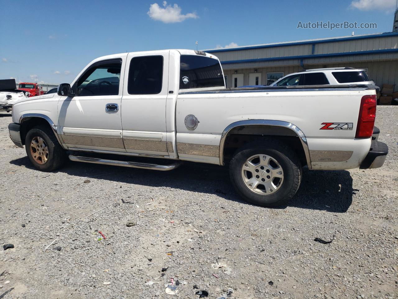 2003 Chevrolet Silverado K1500 White vin: 2GCEK19T331190517