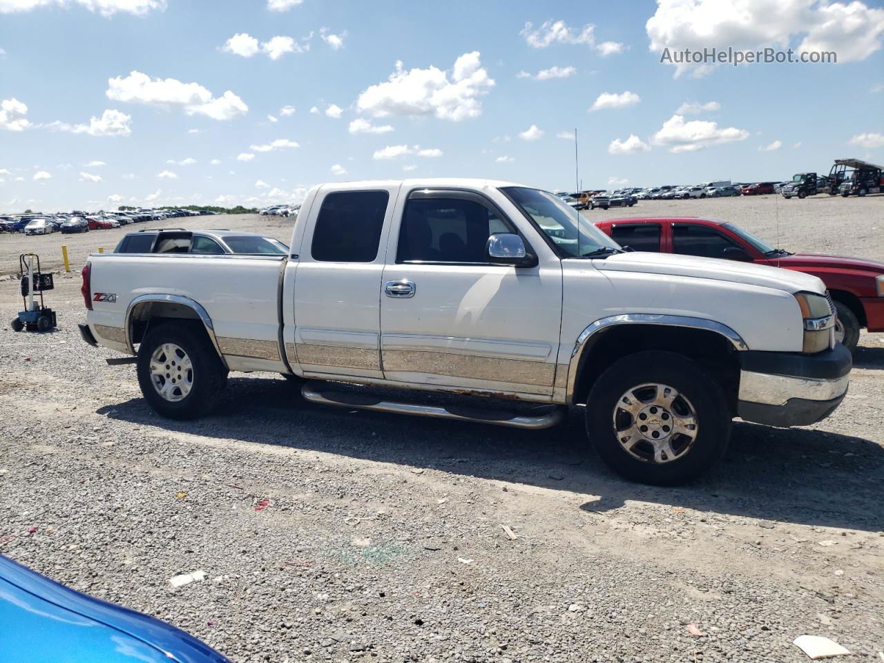 2003 Chevrolet Silverado K1500 White vin: 2GCEK19T331190517