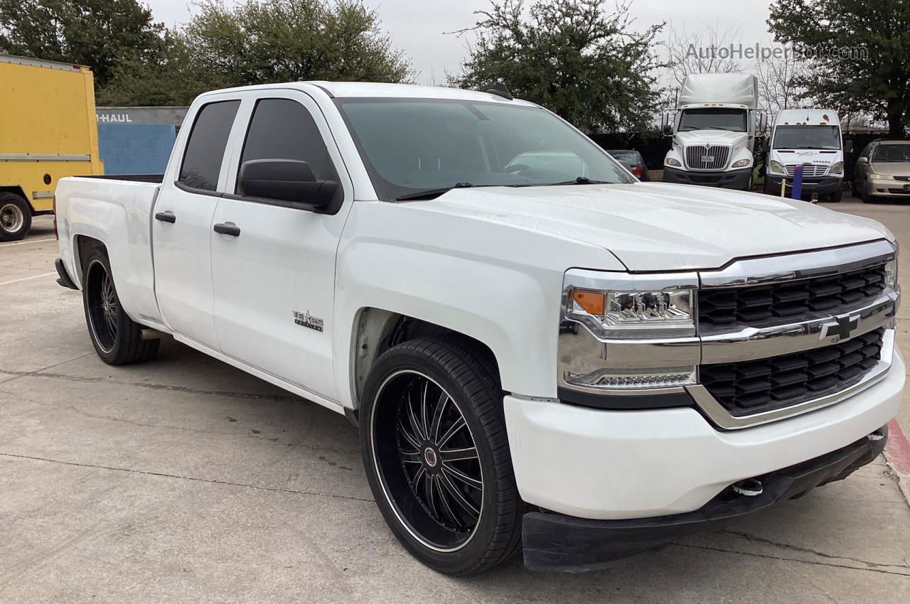 2019 Chevrolet Silverado Ld C1500 Custom White vin: 2GCRCMECXK1155557