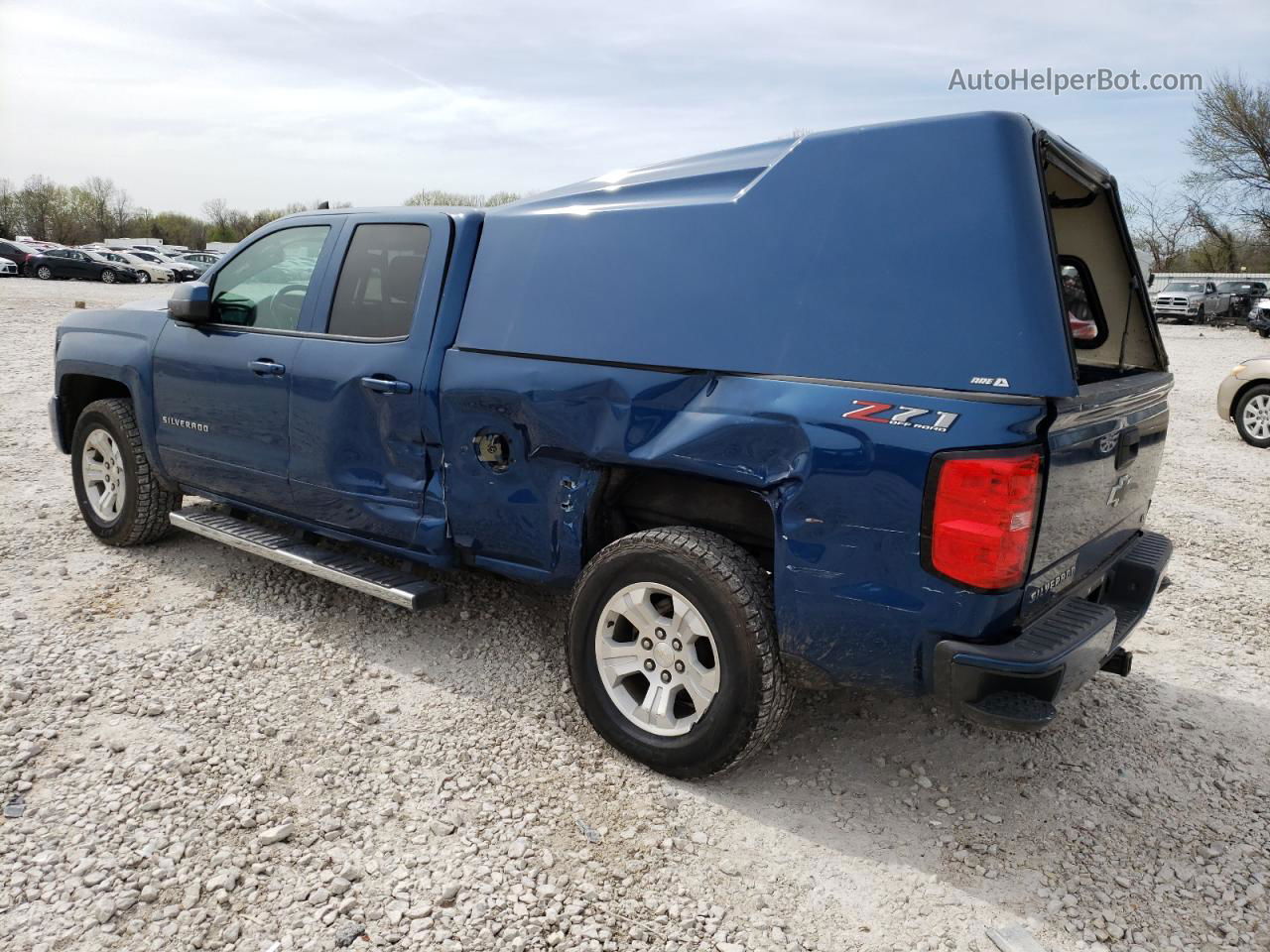 2018 Chevrolet Silverado K1500 Lt Blue vin: 2GCVKREC3J1108660