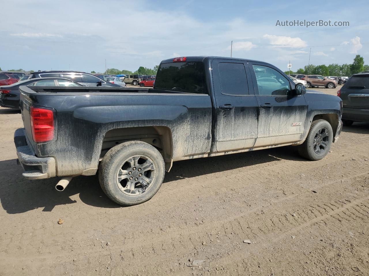 2018 Chevrolet Silverado K1500 Lt Black vin: 2GCVKREC5J1112144