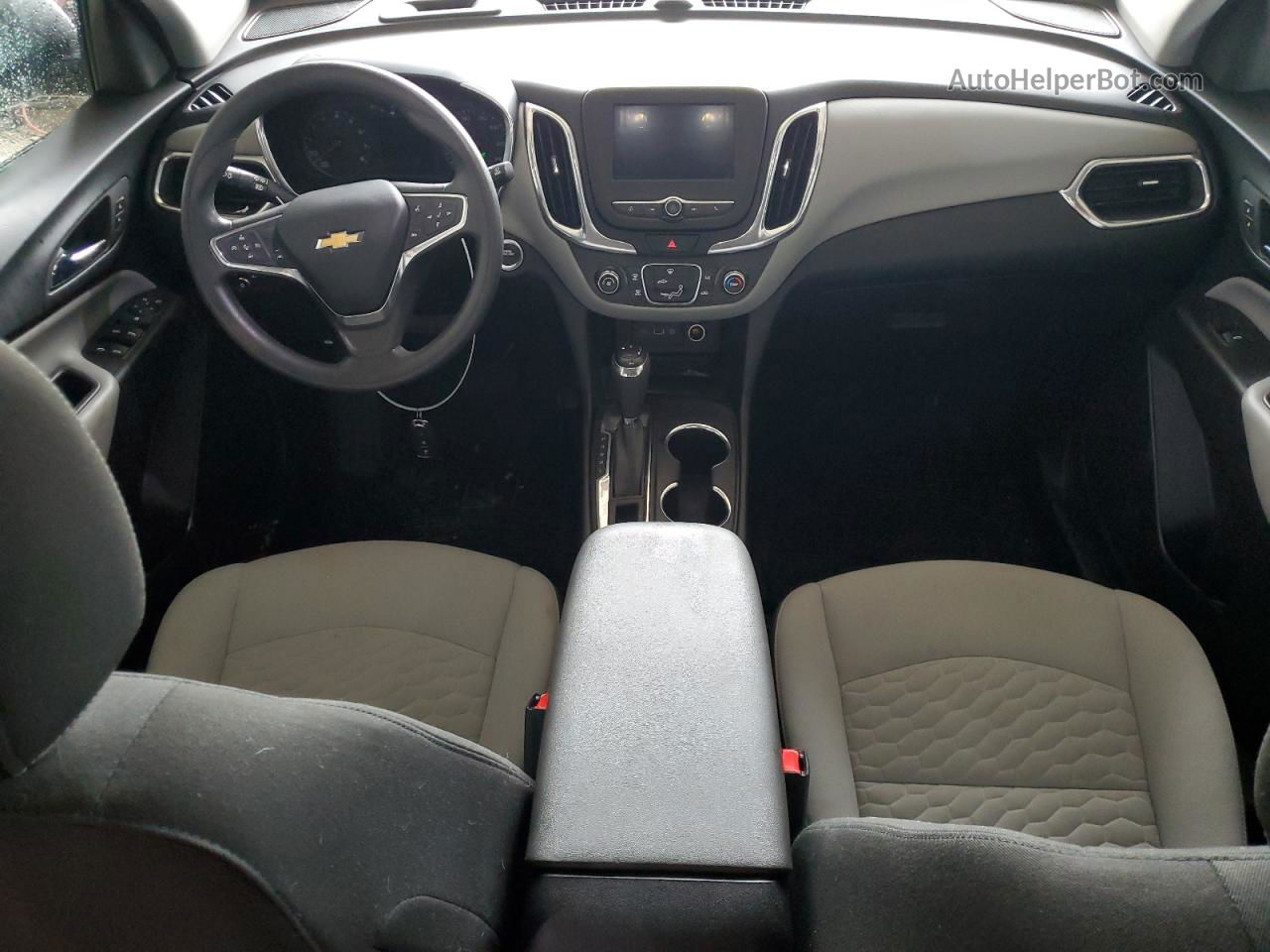 2020 Chevrolet Equinox  Серебряный vin: 2GNAXFEV9L6159965