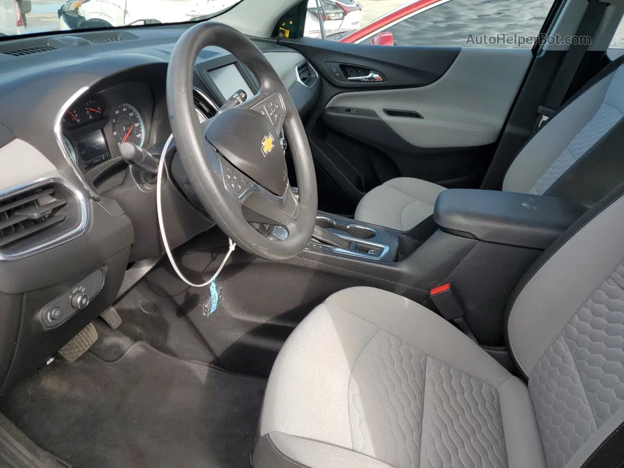 2018 Chevrolet Equinox Ls Зеленый vin: 2GNAXHEV0J6227921