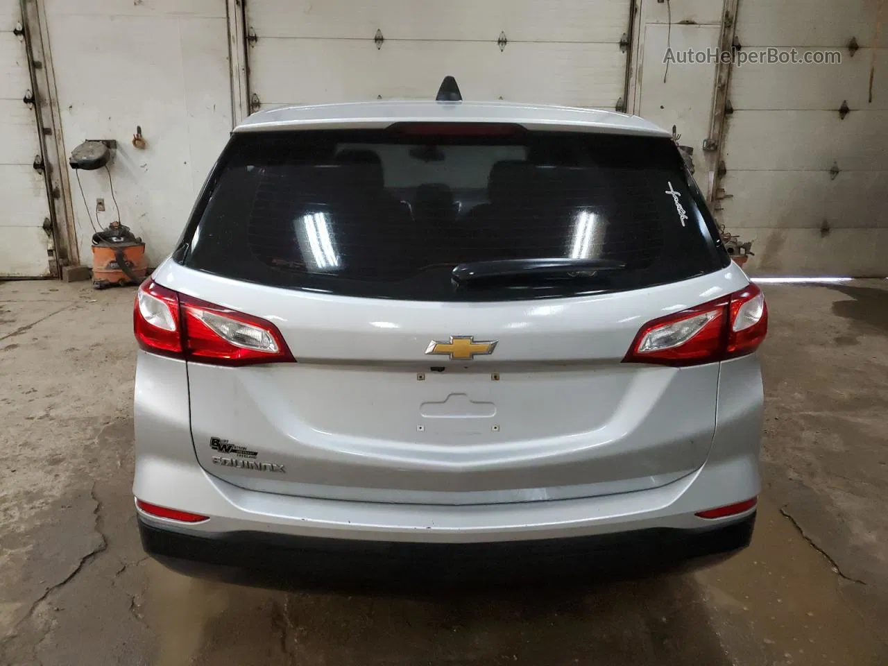 2019 Chevrolet Equinox Ls Silver vin: 2GNAXHEV2K6143004