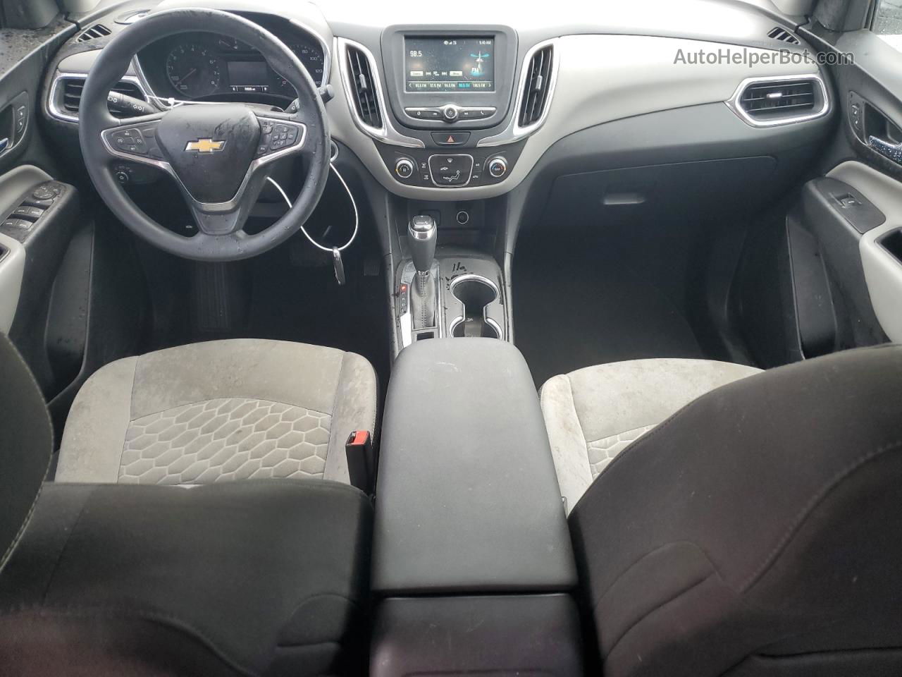 2018 Chevrolet Equinox Ls Silver vin: 2GNAXHEV3J6209445