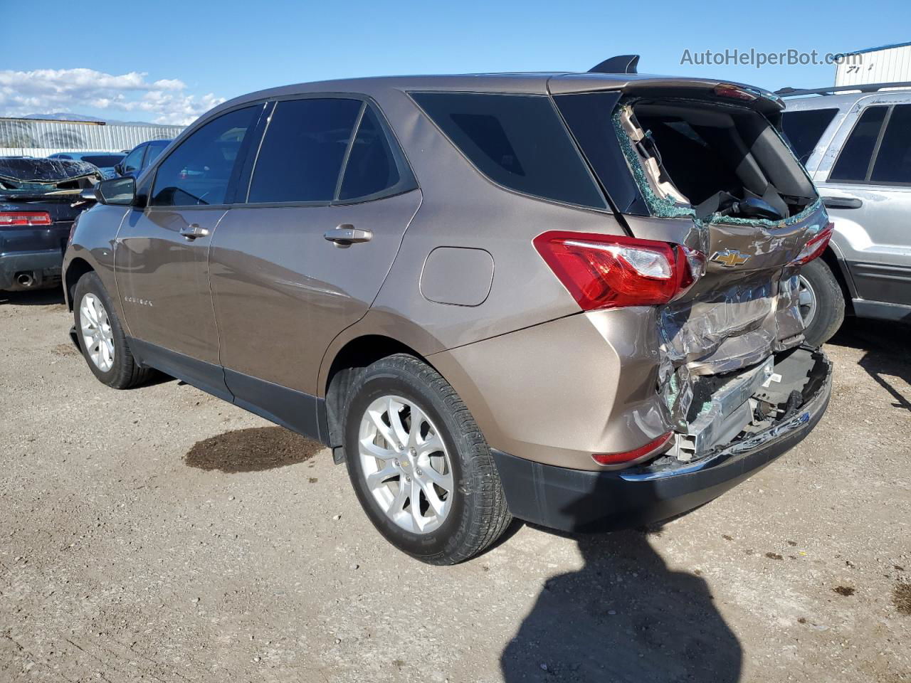 2018 Chevrolet Equinox Ls Золотой vin: 2GNAXHEV3J6280919