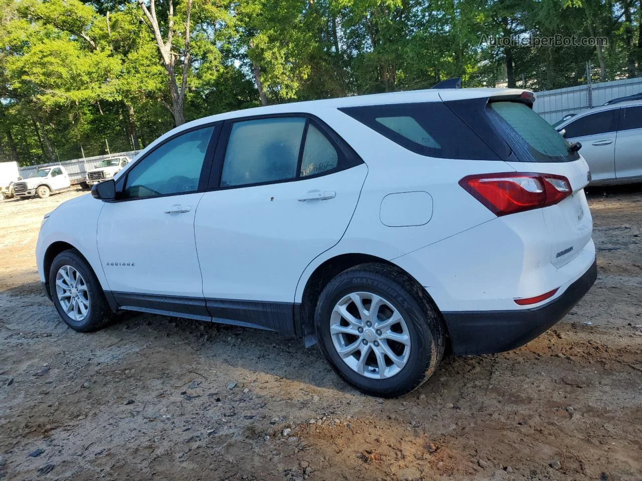 2019 Chevrolet Equinox Ls White vin: 2GNAXHEV5K6142610