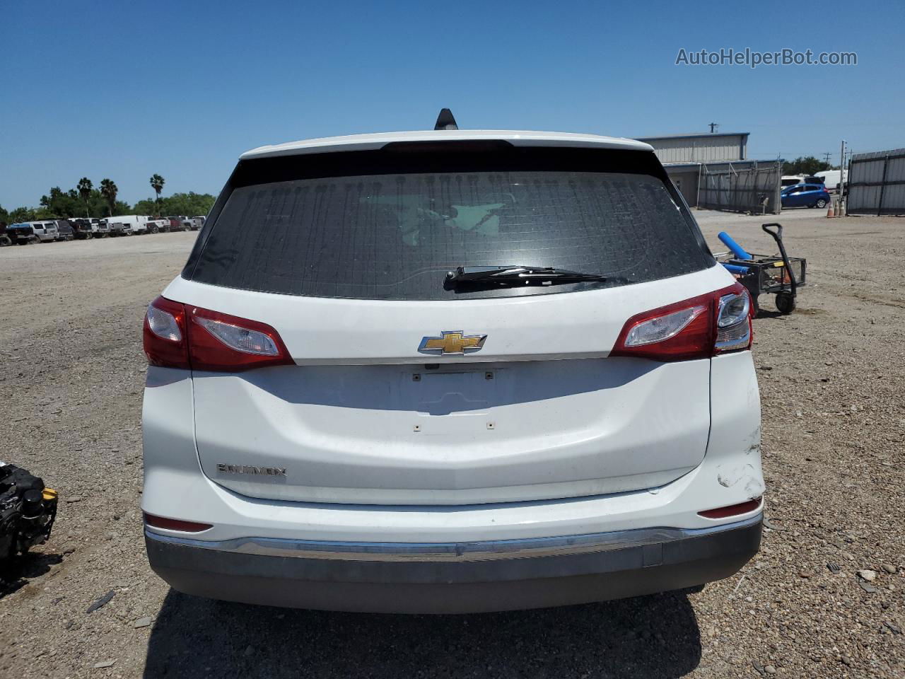 2018 Chevrolet Equinox Ls White vin: 2GNAXHEV6J6322824