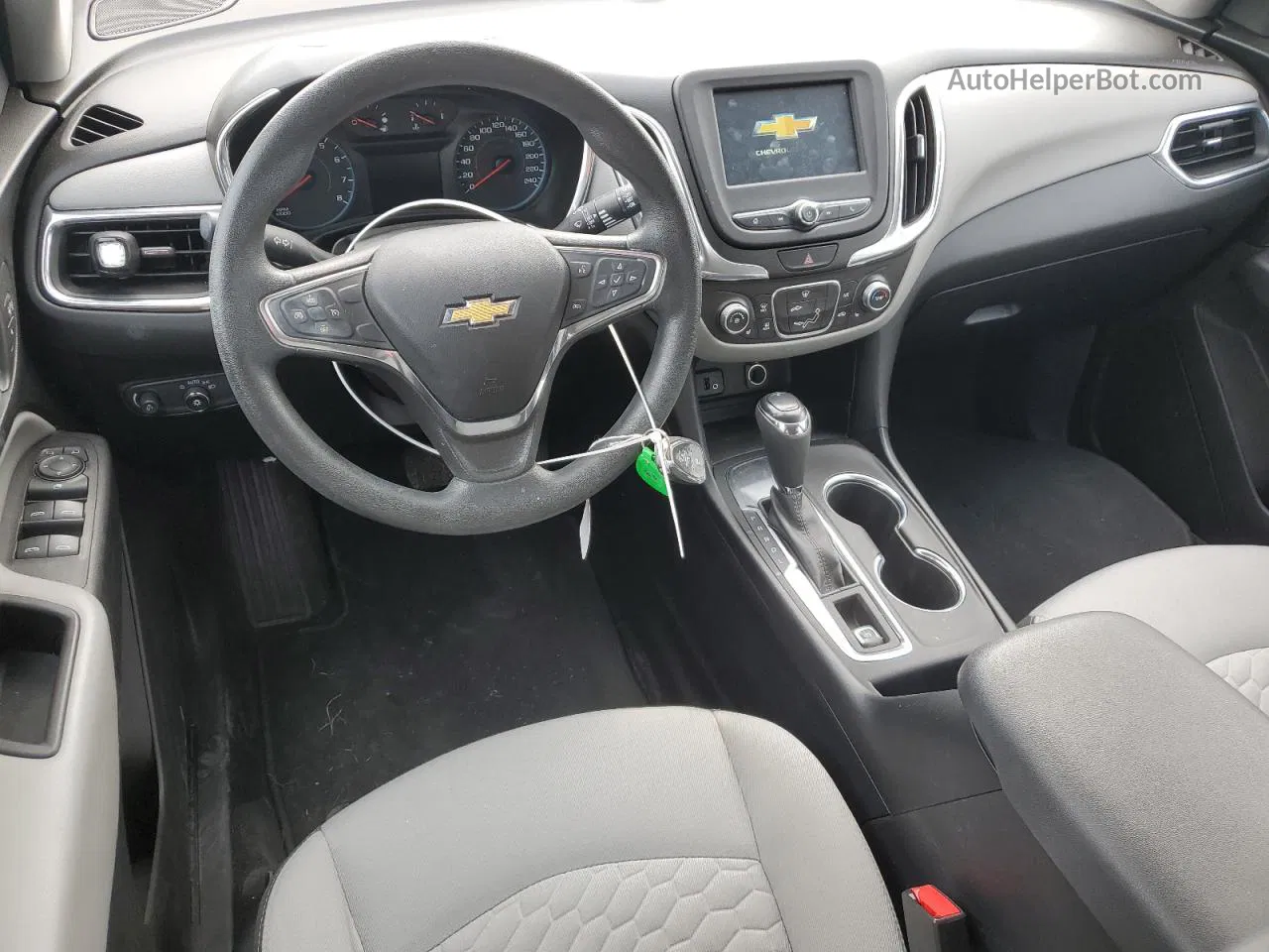 2018 Chevrolet Equinox Ls White vin: 2GNAXHEV7J6161481