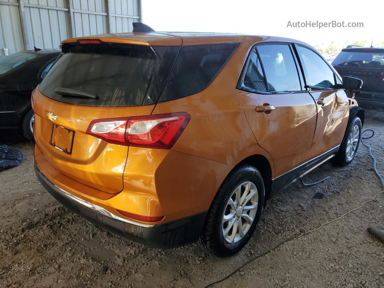 2018 Chevrolet Equinox Ls Gold vin: 2GNAXHEV8J6131227