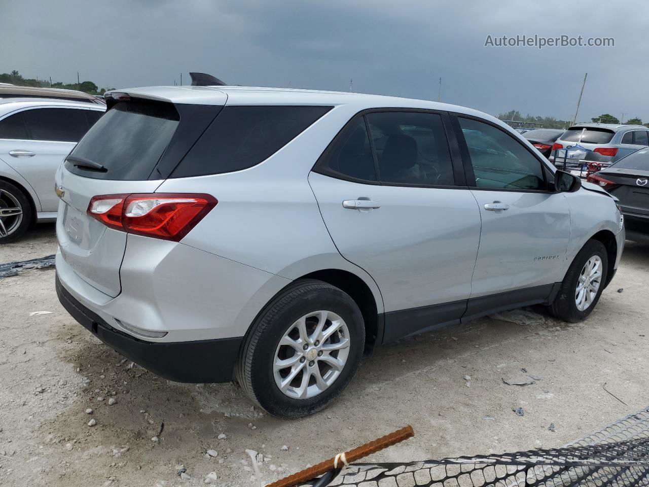 2019 Chevrolet Equinox Ls Silver vin: 2GNAXHEV9K6103776