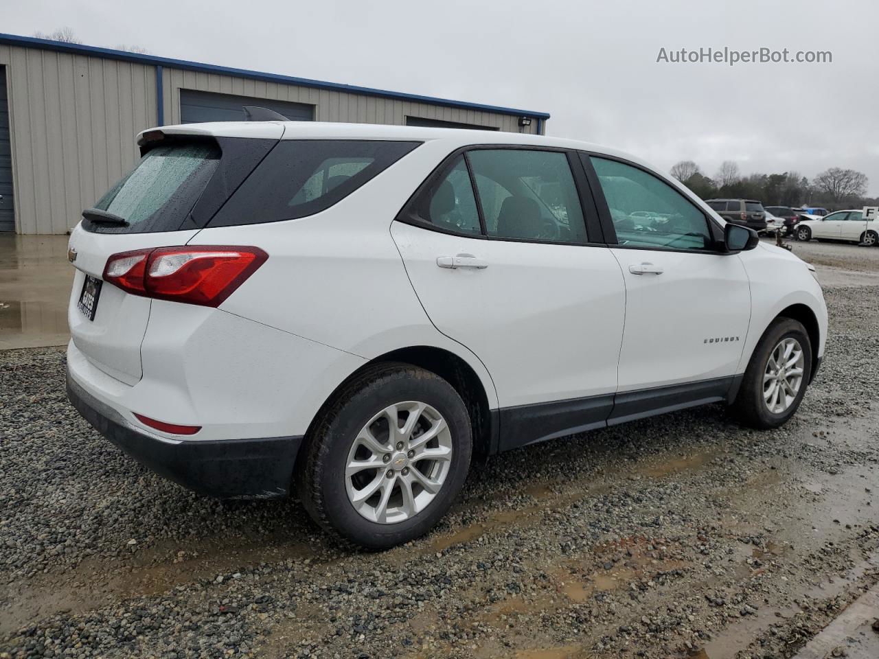 2018 Chevrolet Equinox Ls White vin: 2GNAXHEVXJ6140737