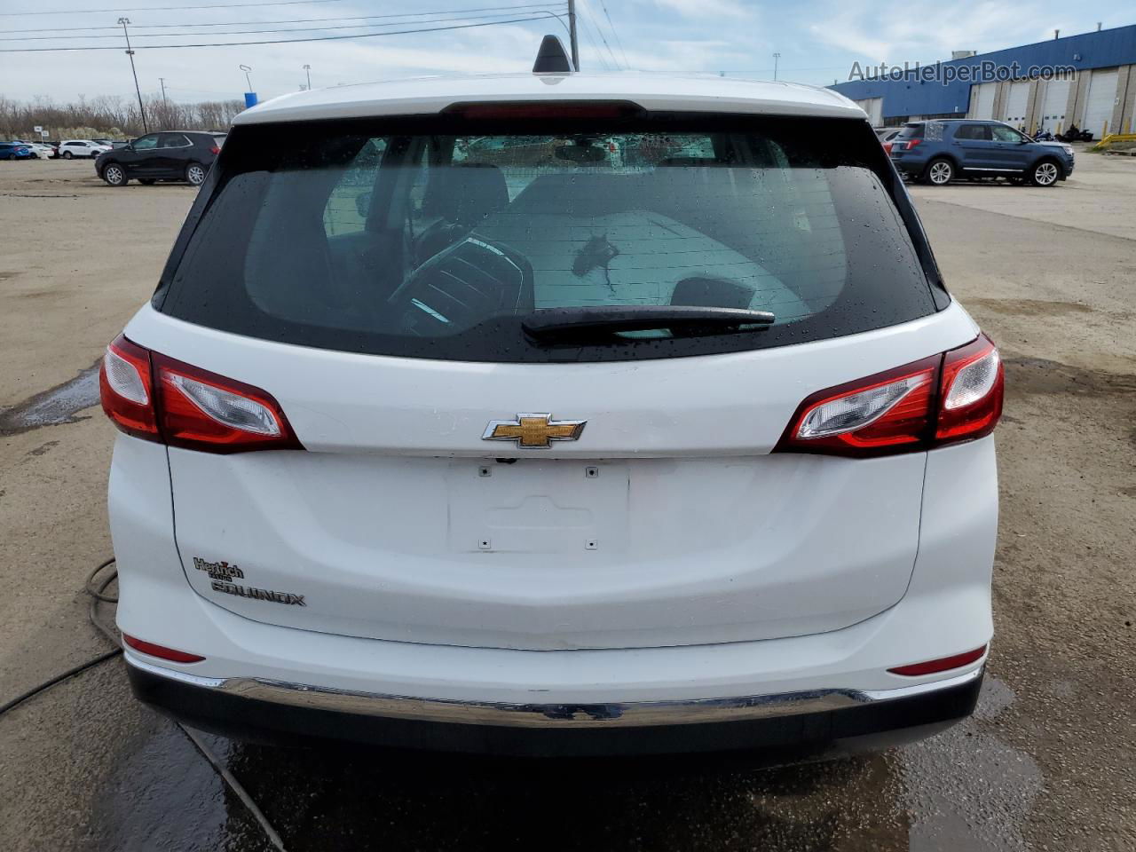 2018 Chevrolet Equinox Ls White vin: 2GNAXHEVXJ6321398