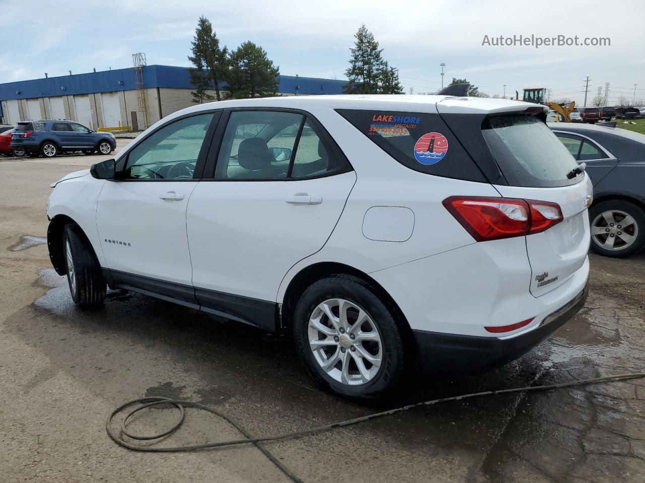 2018 Chevrolet Equinox Ls White vin: 2GNAXHEVXJ6321398