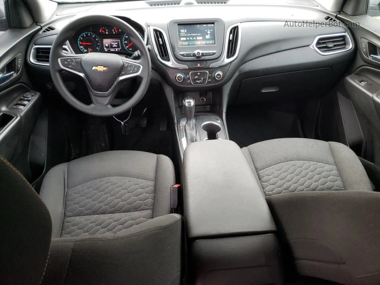 2018 Chevrolet Equinox Lt Серебряный vin: 2GNAXJEV3J6247443