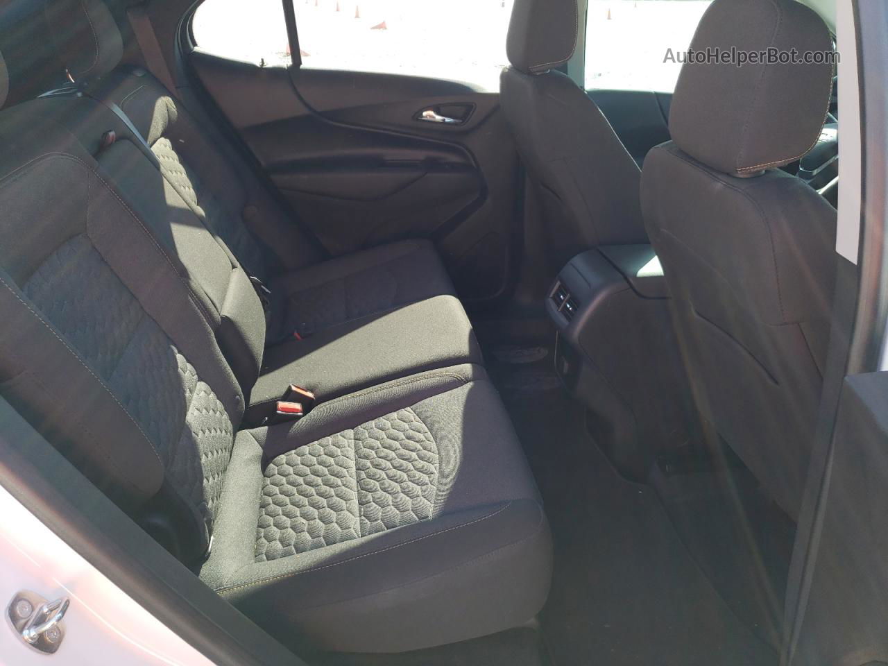 2018 Chevrolet Equinox Lt Белый vin: 2GNAXJEV8J6319835